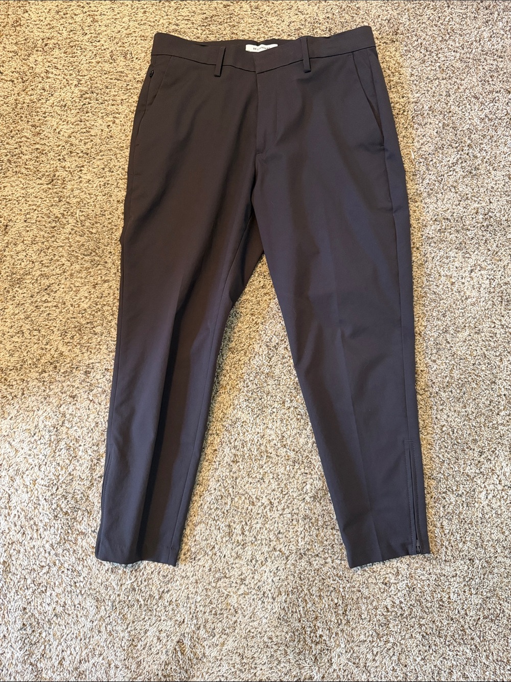 Banana Republic Slim Dress Pants. Size 31S.
